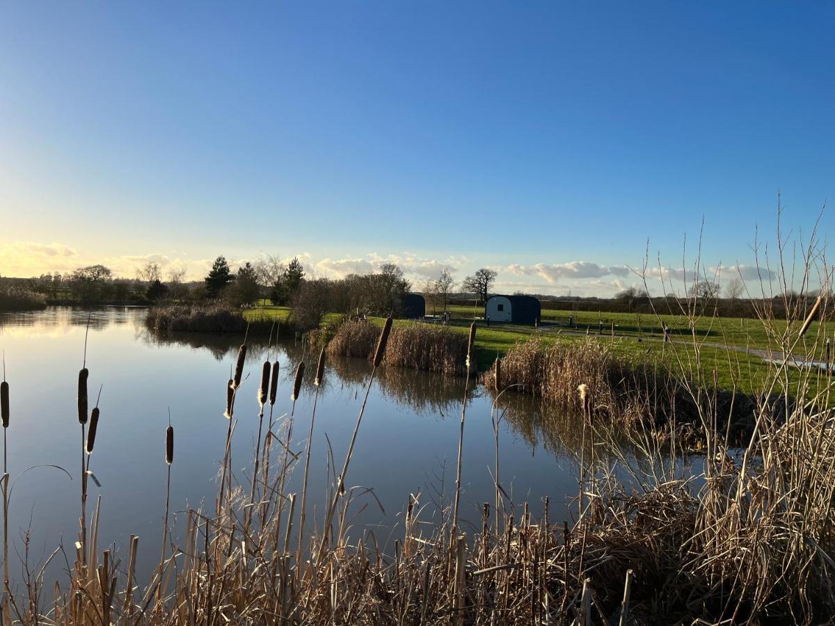 New Farm Cheshire Holidays วินส์ฟอร์ด ภายนอก รูปภาพ